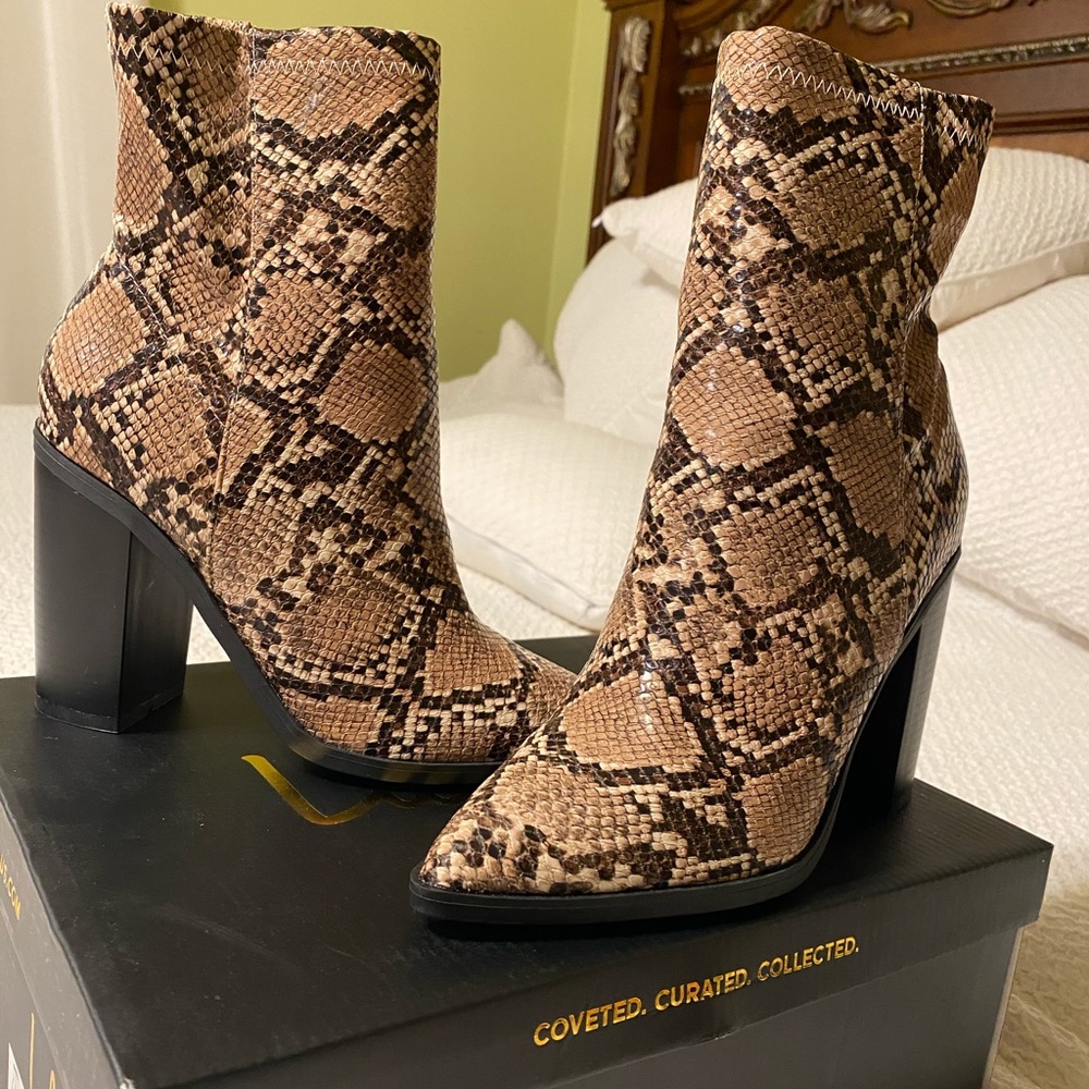 Lulu’s Tan Snakeskin Boots